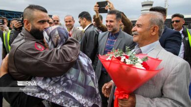 استقبال مردم ایران از هادی چوپان پس از قهرمانی در آرنولد کلاسیک انگلیس