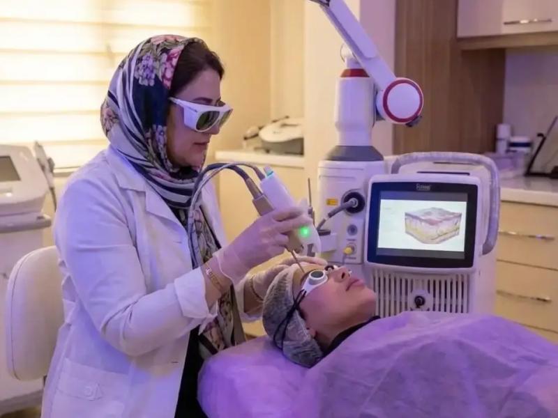 فوتونا لیفت چهاربعدی صورت در مشهد